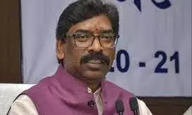 ഞാൻ മുഖ്യമന്ത്രിയാണ്, അങ്ങനെ ഒളിച്ചോടുമോ? അന്വേഷണ ഏജൻസിക്കു മുന്നിൽ ഹാജരാകാൻ ഹേമന്ത് സോറൻ