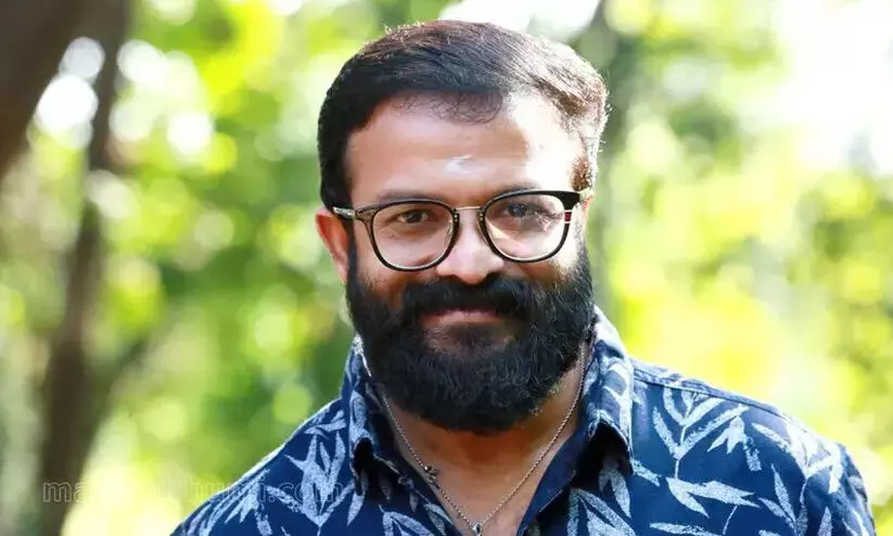 കായൽ കൈയേറി നിർമാണം; ജയസൂര്യ വിജിലൻസ് കോടതിയിൽ ഹാജരാകണം കായൽ കൈയേറി നിർമാണം; ജയസൂര്യ വിജിലൻസ് കോടതിയിൽ ഹാജരാകണം