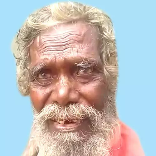 ലോ​റി​യി​ടി​ച്ച് യാ​ച​ക​ൻ മ​രി​ച്ചു