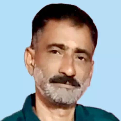 ചെ​ത്തു​തൊ​ഴി​ലാ​ളി  പ​ന​യി​ൽ​നി​ന്ന് വീ​ണ് മ​രി​ച്ചു