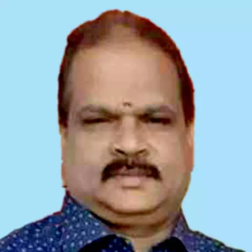 മു​കു​ന്ദ​ന്‍