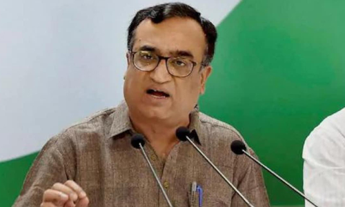 കോൺഗ്രസിന് തലവേദനയേറ്റി രാജസ്ഥാൻ; മാക്കൻ ചുമതലയൊഴിഞ്ഞു