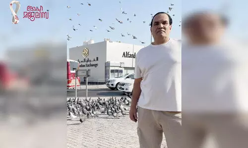 ദിവസം 8800 രൂപ! പറവകൾക്ക് തീറ്റ നൽകാൻ ഹിലാൽ ചെലവിടുന്ന തുക...