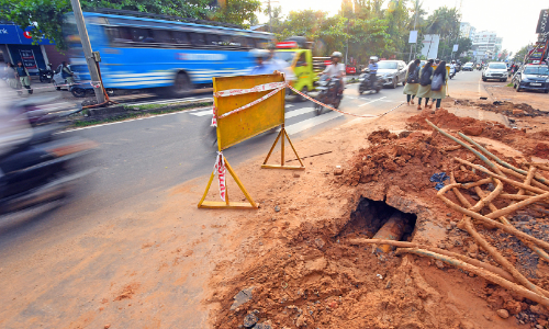 സിറ്റി ഗ്യാസ് പദ്ധതി; മെഡി. കോളജ് റൂട്ടിലെ പൈപ്പിടൽ വേഗത്തിലാക്കണമെന്ന് ആവശ്യം