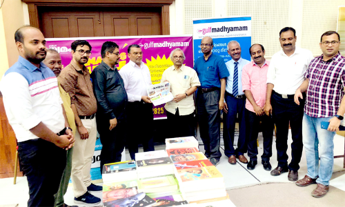 പുസ്തകോത്സവത്തിൽ ഗൾഫ് മാധ്യമം സ്റ്റാളും പുസ്തകോത്സവത്തിൽ ഗൾഫ് മാധ്യമം സ്റ്റാളും