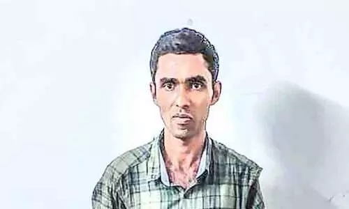 മൊ​ബൈ​ൽ​ഫോ​ൺ മോ​ഷ​ണം; യു​വാ​വ് പി​ടി​യി​ൽ