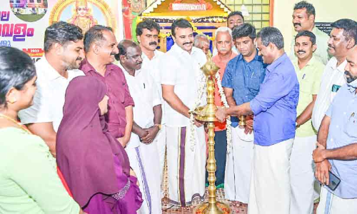 ഇടത്താവളം തുറന്നു; വി​പു​ല​മാ​യ സൗ​ക​ര്യ​മാ​ണ് ന​ഗ​ര​സ​ഭ  തീ​ർ​ഥാ​ട​ക​ർ​ക്കാ​യി ഒ​രു​ക്കി​യി​ട്ടു​ള്ള​ത്