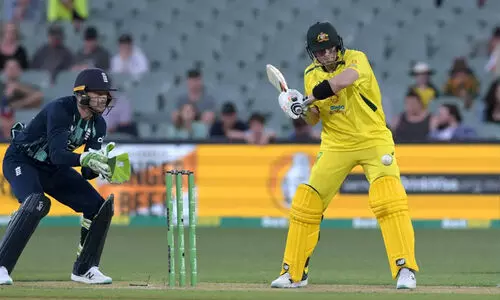 ആസ്ട്രേലിയക്ക് ആറു വിക്കറ്റ് ജയം