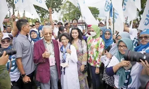 മലേഷ്യ മാറുമോ? നാളെയറിയാം