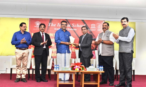 മ​ന്ത്രി എം.​ബി. രാ​ജേ​ഷ് ഇ​ന്ത്യ​ൻ സ്‌​കൂ​ൾ സ​ന്ദ​ർ​ശി​ച്ചു