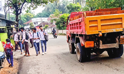 Tippers are over speeding during school hours