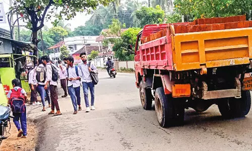 Tippers are over speeding during school hours