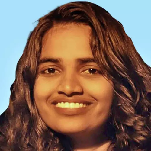 മാ​ധ്യ​മ​പ്ര​വ​ർ​ത്ത​ക ഹൈ​ദ​രാ​ബാ​ദി​ൽ വാ​ഹ​നാ​പ​ക​ട​ത്തി​ൽ മ​രി​ച്ചു