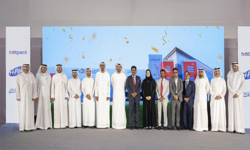 ഹോട്ട്പാക്ക് പ്ലാന്‍റ് മന്ത്രി സാറ  അല്‍ അമീരി ഉദ്ഘാടനംചെയ്തു