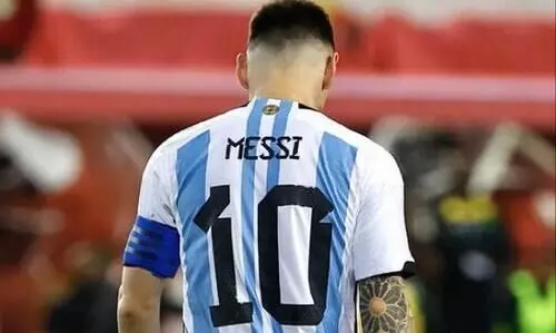 ഞങ്ങൾക്കല്ലെങ്കിൽ പിന്നെ കപ്പ് മെസ്സിക്കാകണമെന്ന് സ്പാനിഷ് കോച്ച് എന്റിക്