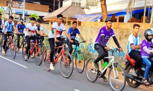 നെഞ്ചിൽ ഖത്തറാണ് മുത്തേ