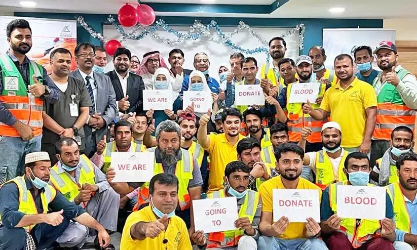 സൗദി ഇന്ത്യൻ ഹെൽത്ത് കെയർ ഫോറം രക്തദാന ക്യാമ്പ് സൗദി ഇന്ത്യൻ ഹെൽത്ത് കെയർ ഫോറം രക്തദാന ക്യാമ്പ്