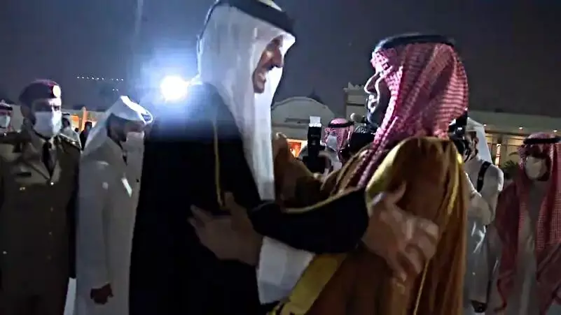 ലോകകപ്പ്: ഖത്തറിന് കൂടുതൽ പിന്തുണ നൽകാൻ നിർദേശിച്ച് സൗദി കിരീടാവകാശി ലോകകപ്പ്: ഖത്തറിന് കൂടുതൽ പിന്തുണ നൽകാൻ നിർദേശിച്ച് സൗദി കിരീടാവകാശി