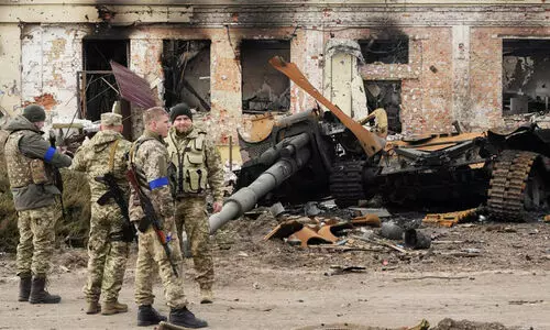 ലോകമേ...ഞങ്ങൾ തിരിച്ചുവരും