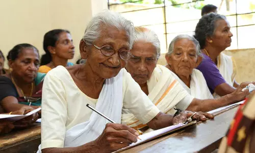 അക്ഷരശ്രീ പ്രവേശനോത്സവവും പരിശീലന ക്ലാസും മന്ത്രി ആന്റണി രാജു ഉദ്ഘാടനം ചെയ്തു