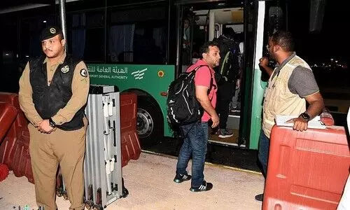 ലോകകപ്പ്​: സൗദി അതിർത്തിയിൽ​ ഷട്ടിൽ ബസ്​ സർവിസ്​ ആരംഭിച്ചു