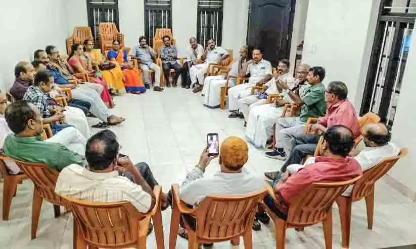 മഞ്ചേരി ഗവ. കമേഴ്സ്യൽ ഇൻസ്റ്റിറ്റ്യൂട്ടിലെ പൂർവ വിദ്യാർഥി സംഗമത്തിൽ നിന്ന് മഞ്ചേരി ഗവ. കമേഴ്സ്യൽ ഇൻസ്റ്റിറ്റ്യൂട്ടിലെ പൂർവ വിദ്യാർഥി സംഗമത്തിൽ നിന്ന്