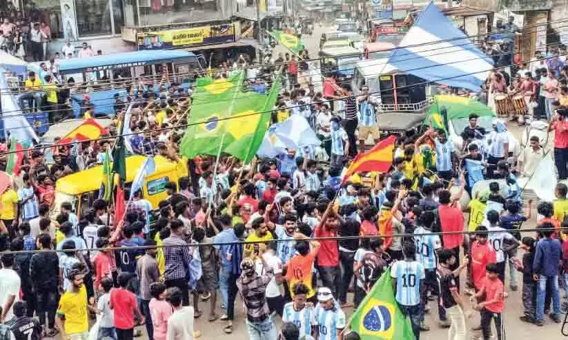 ലോകകപ്പ് ഫുട്ബാൾ; ആവേശം പകർന്ന് വിളംബര റാലി ലോകകപ്പ് ഫുട്ബാൾ; ആവേശം പകർന്ന് വിളംബര റാലി