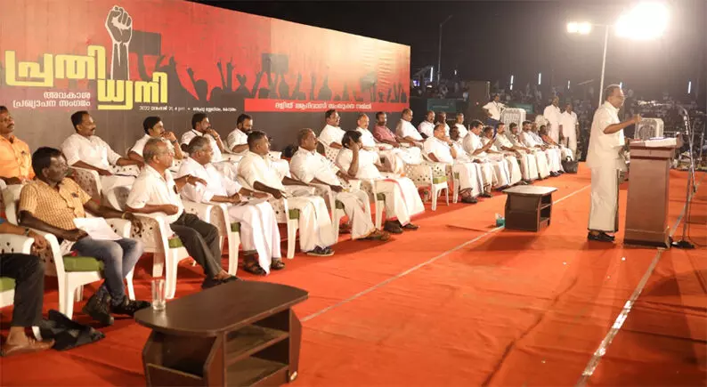 വിദേശ തോട്ടങ്ങൾ നിയമനിർമാണത്തിലൂടെ ഏറ്റെടുക്കണമെന്ന് പുന്നല ശ്രീകുമാർ