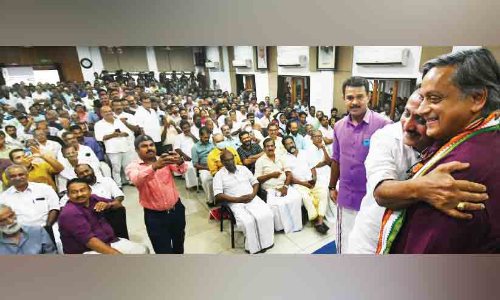 sashi tharoors malabar visit