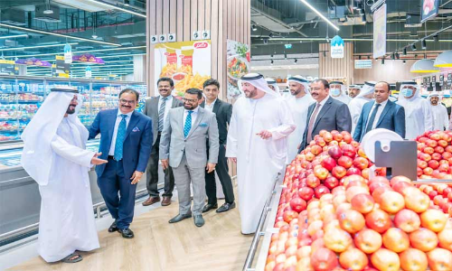 ഷാ​ർ​ജ ദൈ​ദി​ൽ ലു​ലു എ​ക്സ്പ്ര​സ് മാ​ർ​ക്ക​റ്റ്‌ തു​റ​ന്നു