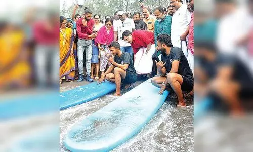 ബേപ്പൂരിലെ സർഫിങ് സ്കൂൾ ലോകശ്രദ്ധ പിടിച്ചുപറ്റും -മന്ത്രി മുഹമ്മദ്‌ റിയാസ്