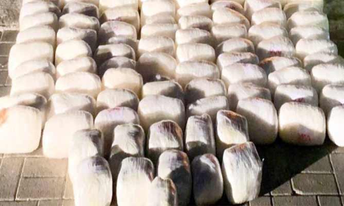 മ​യ​ക്കു​മ​രു​ന്നു​മാ​യി മൂ​ന്നു​ വി​ദേ​ശി​ക​ൾ പി​ടി​യി​ൽ