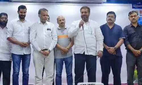 ബത്ഹയിൽ ലോകകപ്പ് കളിയാരവം നിറച്ച് ബിഗ് സ്‌ക്രീനുകൾ