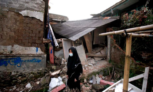 ഇന്തോനേഷ്യ ഭൂചലനം; മരിച്ചവരുടെ എണ്ണം 162 കടന്നു; 700 പേർക്ക് പരിക്ക്