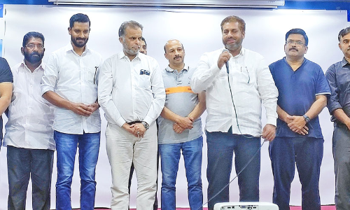 ബത്ഹയിൽ ലോകകപ്പ് കളിയാരവം നിറച്ച് ബിഗ് സ്‌ക്രീനുകൾ