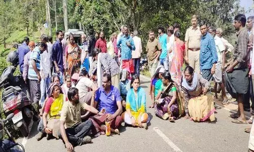 മൃതദേഹവുമായി റോഡ് ഉപരോധം