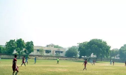 കുട്ടിക്കൾക്ക് ഉപകാരപ്പെട്ടില്ലെങ്കിൽ എന്തിനാണ് സ്റ്റേഡിയങ്ങൾ ? കുട്ടിക്കൾക്ക് ഉപകാരപ്പെട്ടില്ലെങ്കിൽ എന്തിനാണ് സ്റ്റേഡിയങ്ങൾ ?