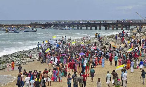 വിഴിഞ്ഞം: വലിയ വാഹനങ്ങൾ തടയില്ലെന്ന് സമരക്കാർ