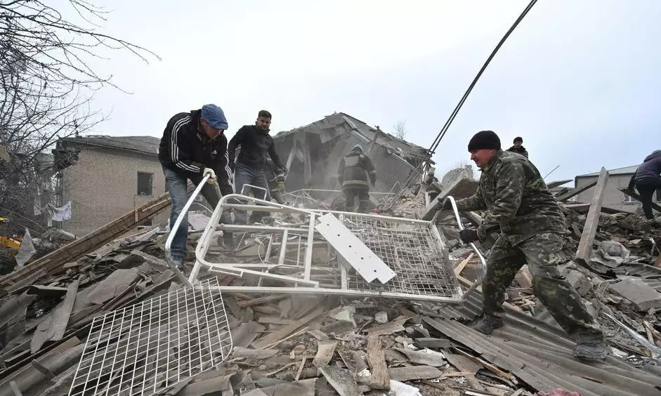 യുക്രെയ്ൻ പ്രസവാശുപത്രിയിൽ മിസൈലാക്രമണം; നവജാത ശിശു മരിച്ചു യുക്രെയ്ൻ പ്രസവാശുപത്രിയിൽ മിസൈലാക്രമണം; നവജാത ശിശു മരിച്ചു