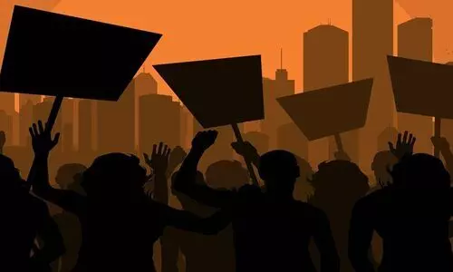 തൊഴിൽനഷ്ട ഭീഷണി; ആധാരമെഴുത്തുകാർ പ്രക്ഷോഭത്തിന്