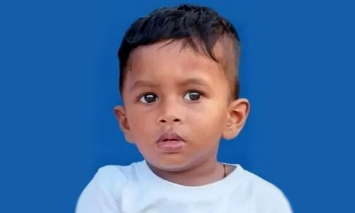 കളിക്കുന്നതിനിടെ തിരയിൽപ്പെട്ട ഒന്നര വയസ്സുകാരന് ദാരുണാന്ത്യം