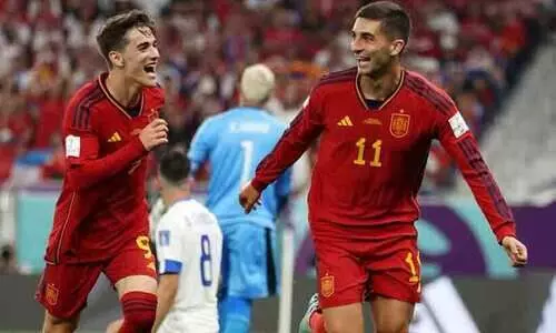 ഗോൾവല നിറച്ച് സ്പാനിഷ് പടയോട്ടം