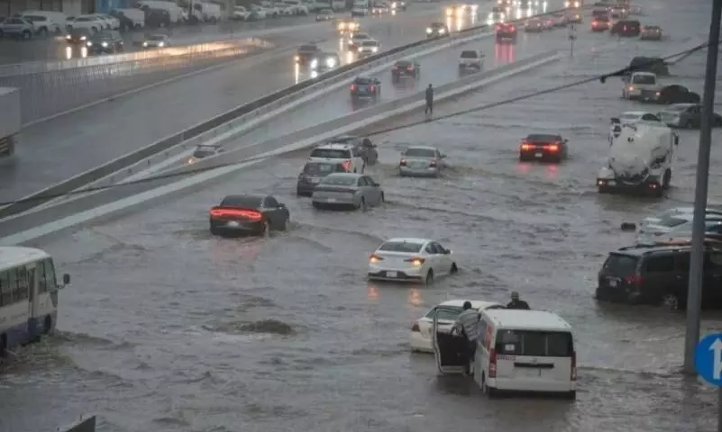 ജിദ്ദയിലെ കനത്തമഴ: കോൺസുലാർ സംഘത്തിന്റെ നാളത്തെ യാംബു സന്ദർശനം മാറ്റിവെച്ചു