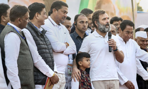 ഭാരത് ജോഡോ യാത്ര മധ്യപ്രദേശിൽ; വിദ്വേഷത്തിനും അക്രമത്തിനും എതിരേയാണ് യാത്രയെന്ന് രാഹുൽ ഭാരത് ജോഡോ യാത്ര മധ്യപ്രദേശിൽ; വിദ്വേഷത്തിനും അക്രമത്തിനും എതിരേയാണ് യാത്രയെന്ന് രാഹുൽ