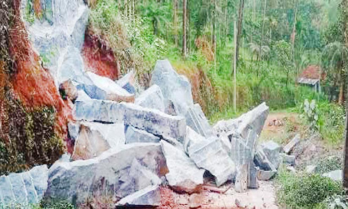 സുരക്ഷ മാനദണ്ഡം പാലിക്കാതെ പാറ പൊട്ടിക്കൽ; അപകടഭീഷണിയെന്ന് നാട്ടുകാർ