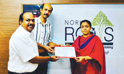 കുന്ദലഹള്ളി കേരള സമാജത്തിന് നോർക്ക സാക്ഷ്യപത്രം കൈമാറി