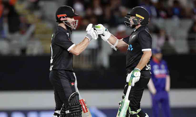 തകർത്തടിച്ച് ലതാമും വില്യംസണും; ഇന്ത്യക്ക് ഏഴ് വിക്കറ്റ് തോൽവി തകർത്തടിച്ച് ലതാമും വില്യംസണും; ഇന്ത്യക്ക് ഏഴ് വിക്കറ്റ് തോൽവി