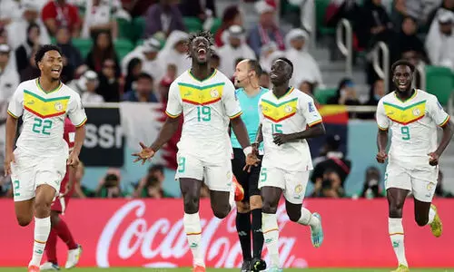 ഖൽബ് തകർന്ന് ഖത്തർ; സെനഗാളിനോട് തോറ്റ് (3-1) ആതിഥേയർ പുറത്തേക്ക്