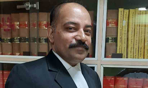 യുവതിയോട്​ അപമര്യാദ: അഡ്വ. ബി.എ. ആളൂ​രിനെ നോട്ടീസ്​ നൽകാതെ അറസ്റ്റ് ചെയ്യരുതെന്ന് ഹൈകോടതി