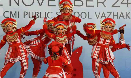 സി.ബി.എസ്.ഇ കലോത്സവം: തൃശൂര്‍ സഹോദയ മുന്നേറ്റം തുടരുന്നു, മ​ല​ബാ​ര്‍ ര​ണ്ടാം സ്ഥാ​ന​ത്ത്